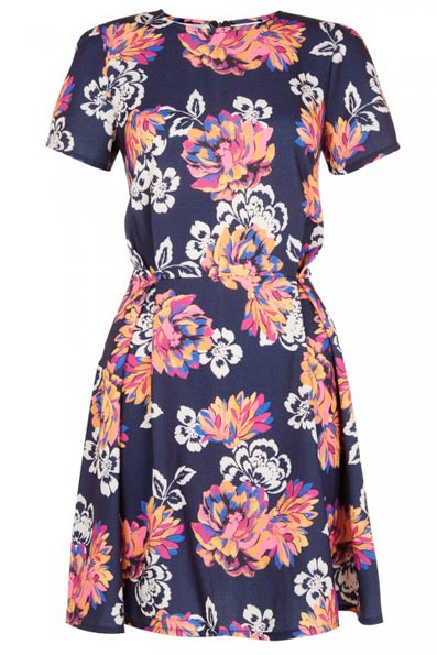 11.-Vestido-floral-de-mujer