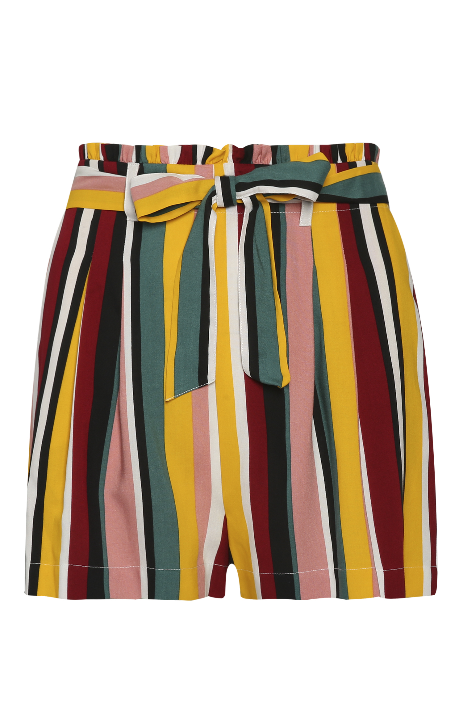 Los shorts coloridos son lo que necesitas para esta primavera