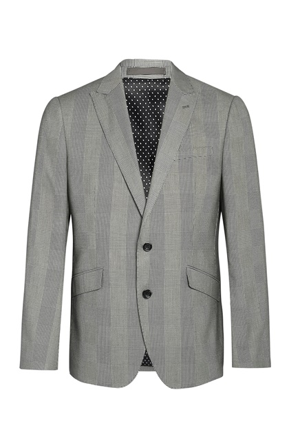 Traje moderno para caballero